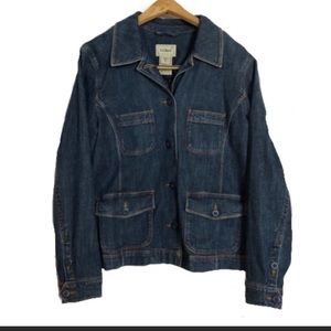LL Beans Women’s Jean Jacket Button Front. Medium